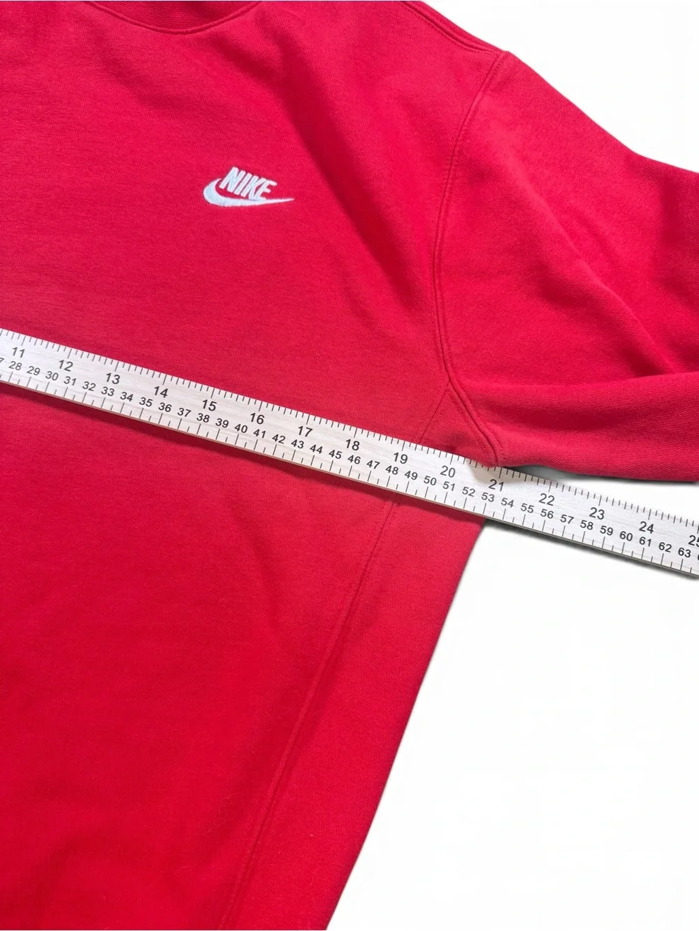 Nike Sportswear Red Crewneck Sweatshirt Size Small